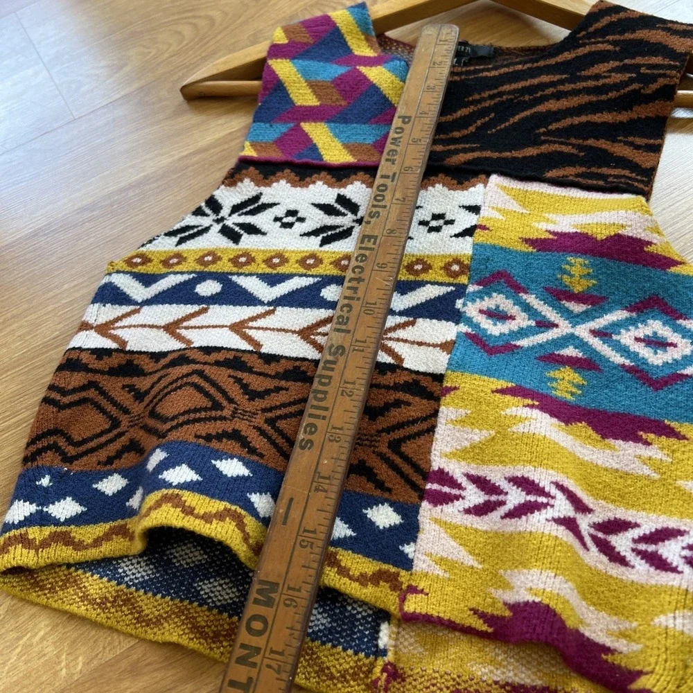 Patchwork‎ Sweater Vest Tank Junior Sz Med Crop Colorful Maximalist Knit Fun